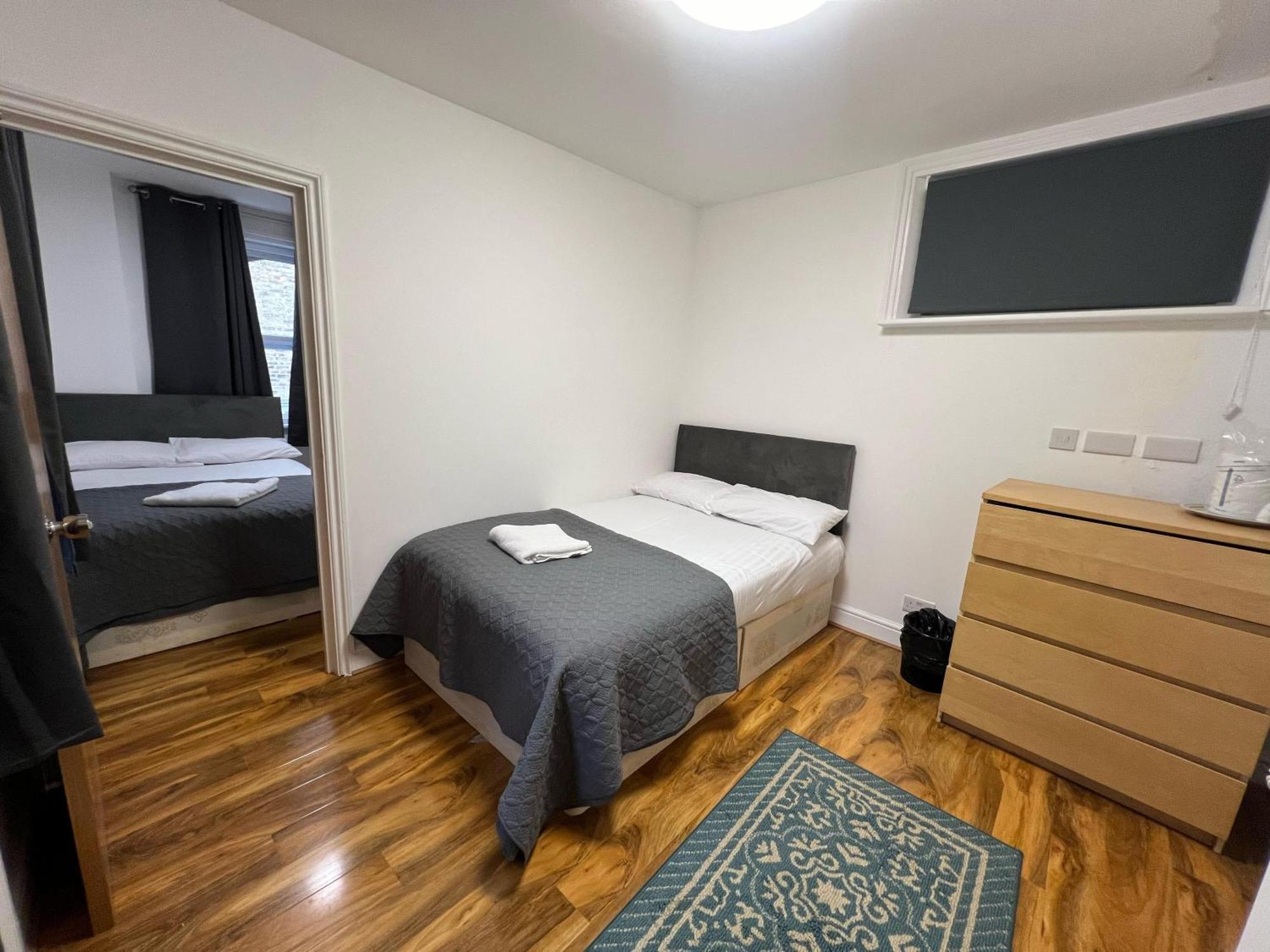 World Hotel Лондон Экстерьер фото