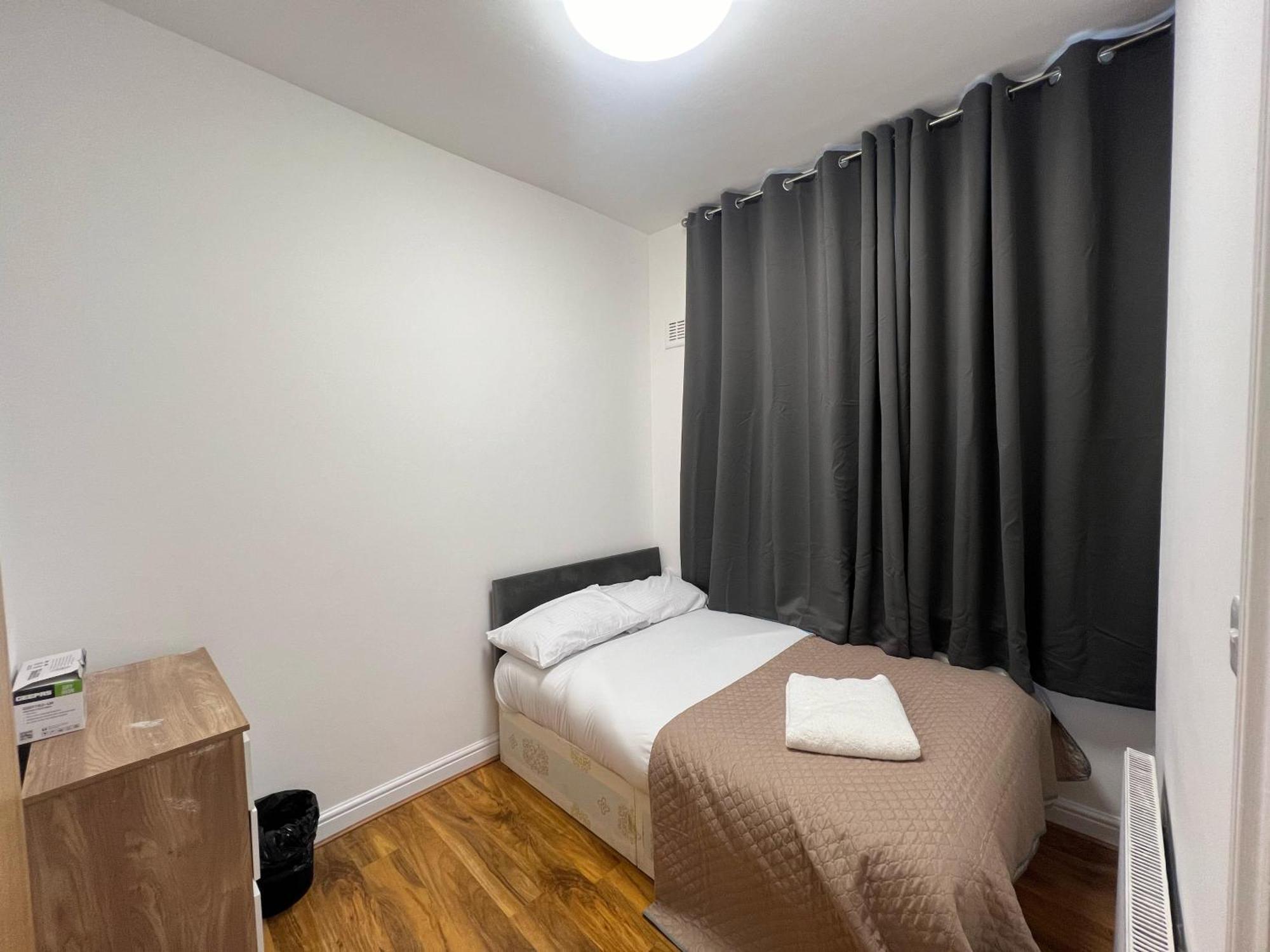 World Hotel Лондон Экстерьер фото